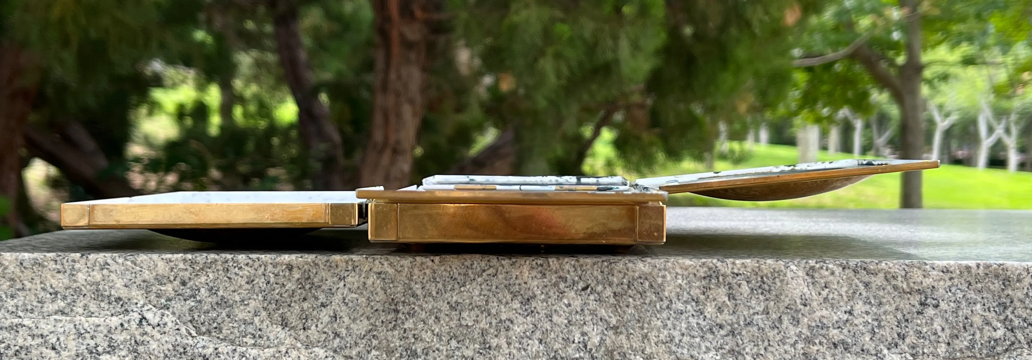 侧面视角 不器工坊 Roberson 式水彩盒侧面视角