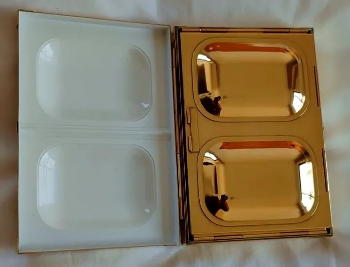 「小方款」移动了把手的位置 来源:无法提供 不器工坊「小方款」已经移动了把手的位置